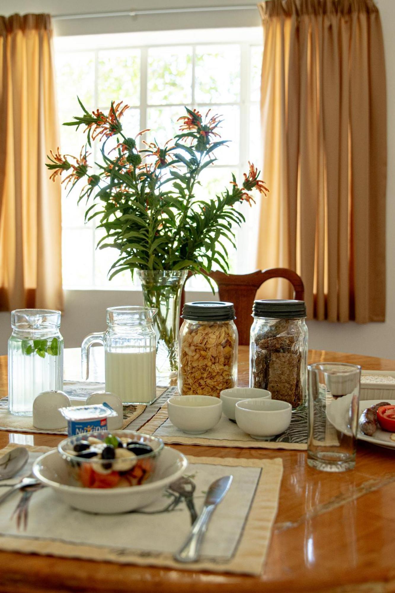 4 Rothman Street B&B กราฟฟ์-เรเน็ต ภายนอก รูปภาพ
