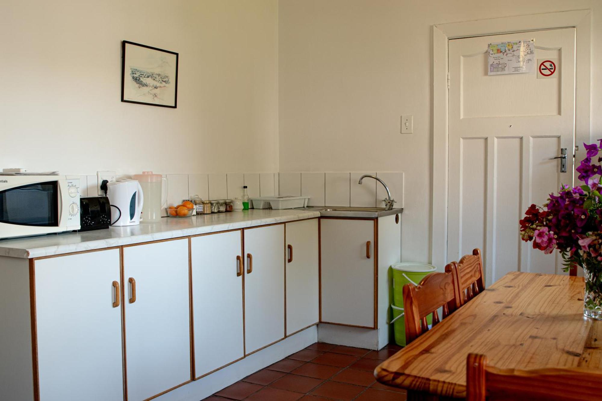 4 Rothman Street B&B กราฟฟ์-เรเน็ต ภายนอก รูปภาพ