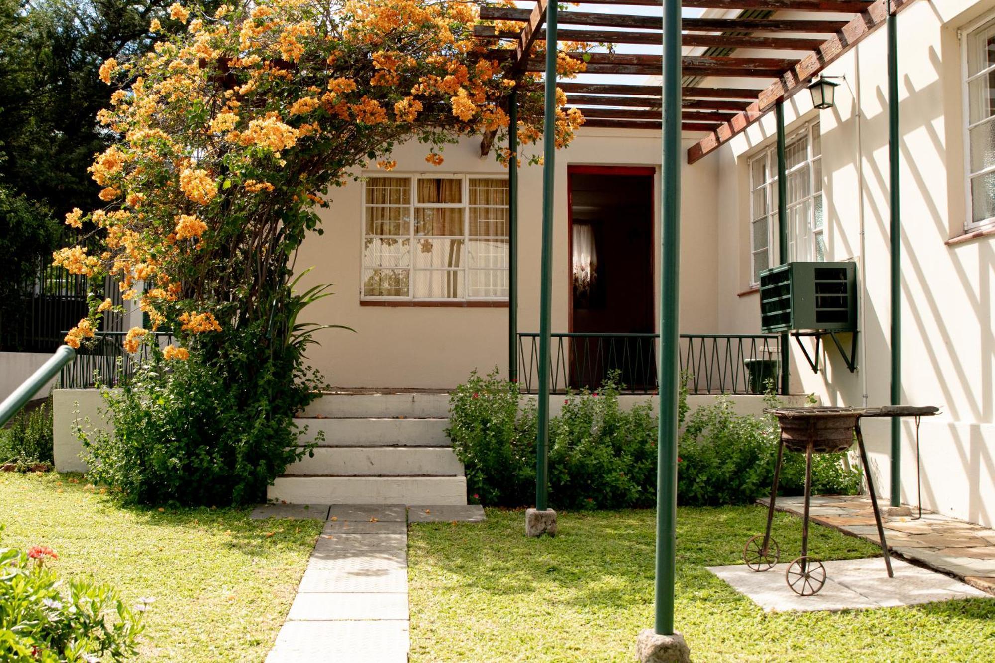 4 Rothman Street B&B กราฟฟ์-เรเน็ต ภายนอก รูปภาพ
